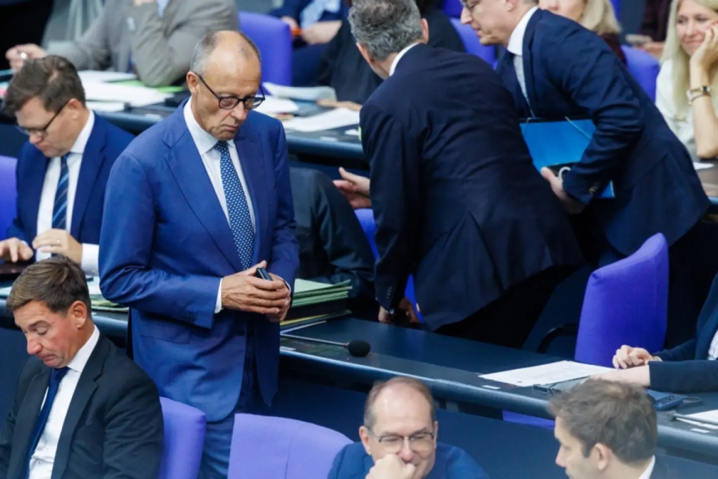 AFD îl dă în judecată pe Merz