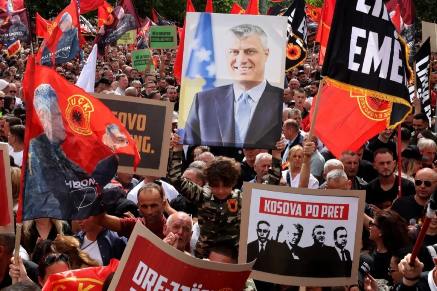 Demonstrație de susținere a fostului președinte kosovar Hashim Thaci