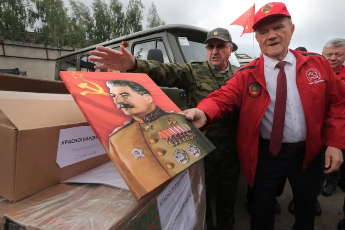 PROPAGANDĂ DE RĂZBOI: Rusia trebuie să finalizeze denazificarea Ucrainei începută de Stalin