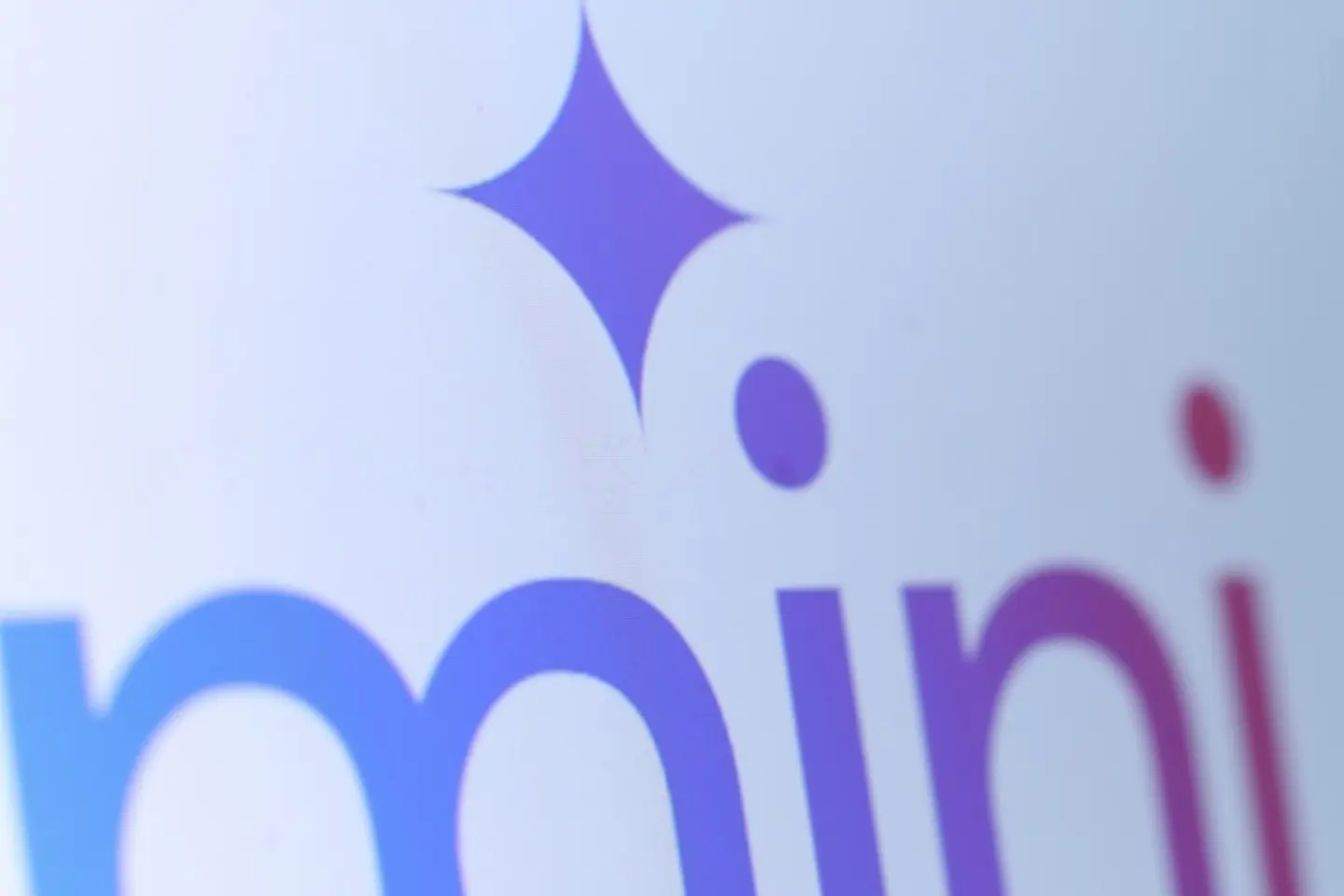 Inteligența artificială Gemini de la Google a spart trei companii într-un test de securitate