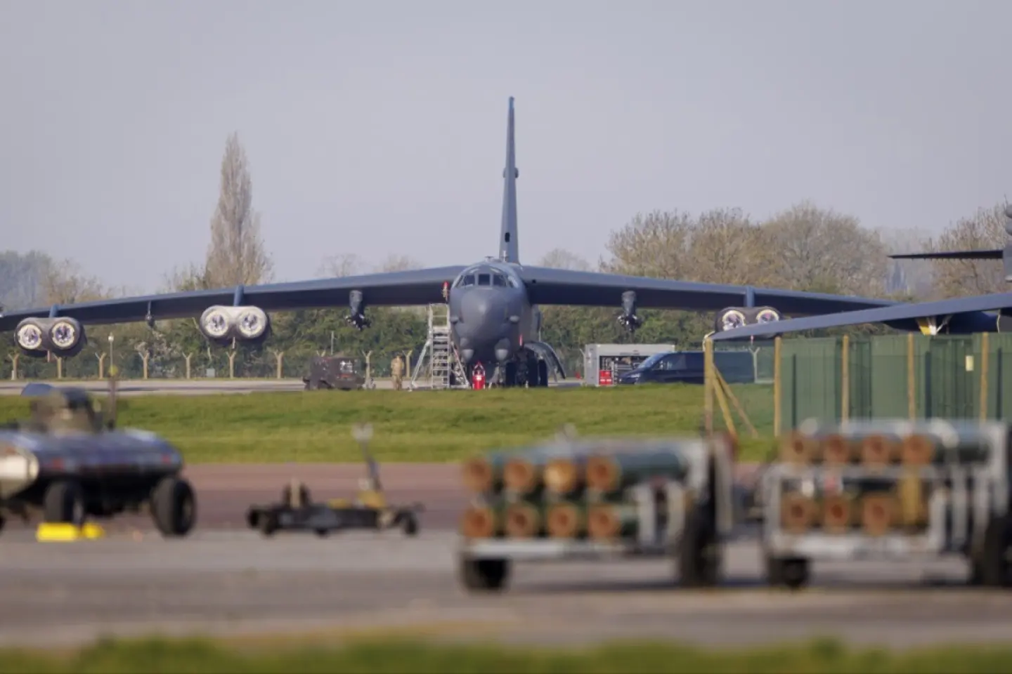 Alertă majoră la o baza aeriană militară din Marea Britanie