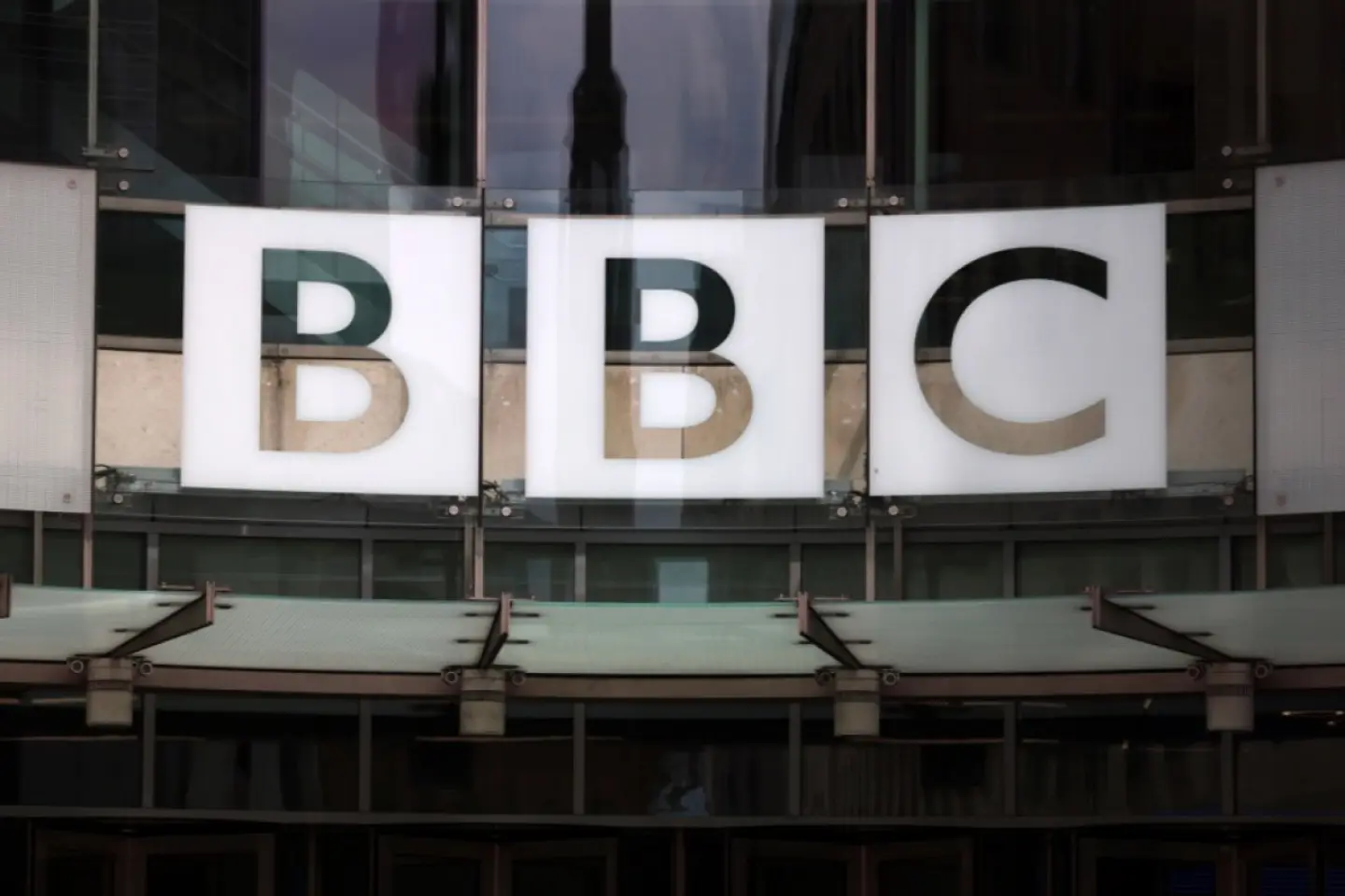 BBC analizează 53 de cazuri de jurnaliști din Gaza acuzați de legături cu Hamas