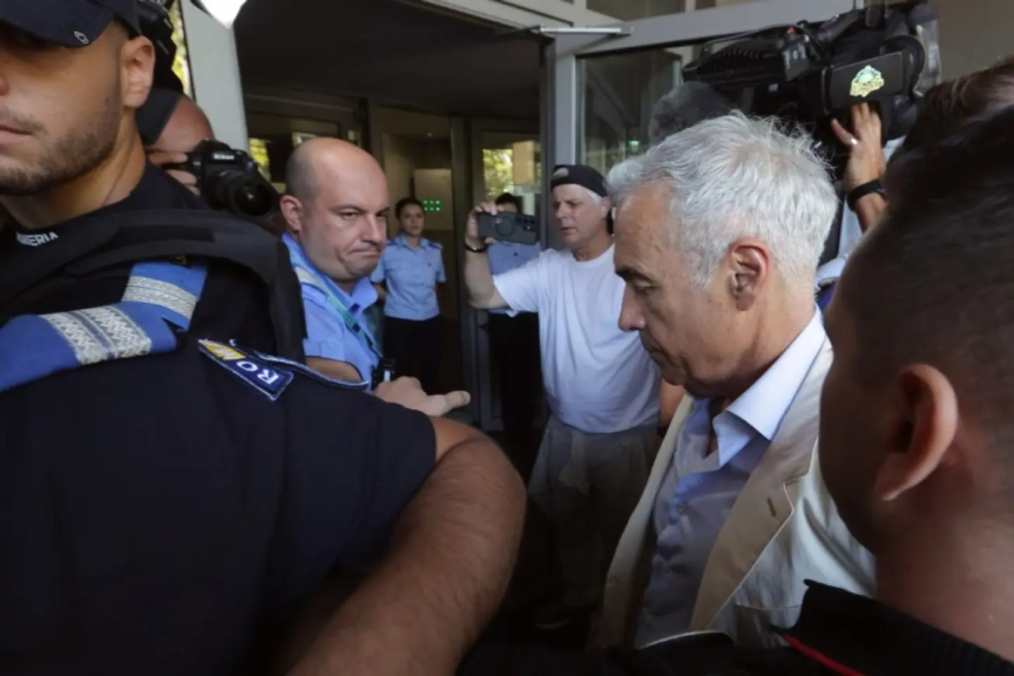 FAKE NEWS: DIICOT ignoră prezumția de nevinovăție în dosarul lui Călin Georgescu