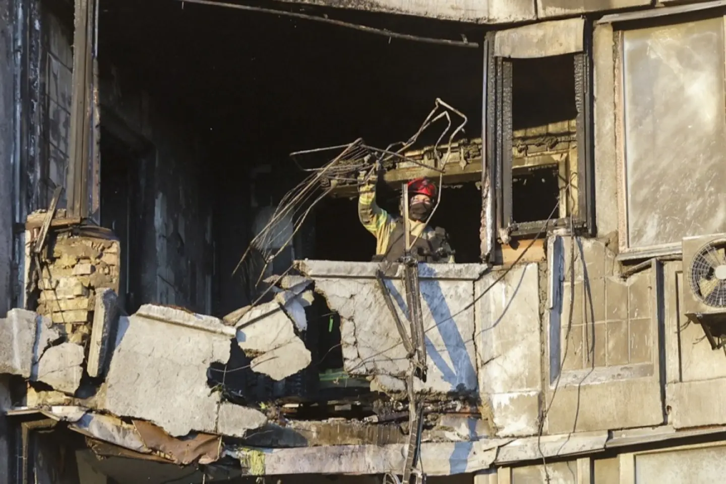 Rusia a distrus al doilea pod major din Kiev