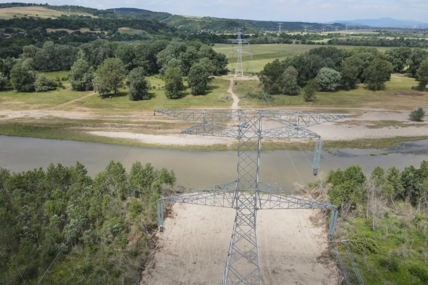 O nouă linie electrică între România și R. Moldova va purta numele lui Donald Trump
