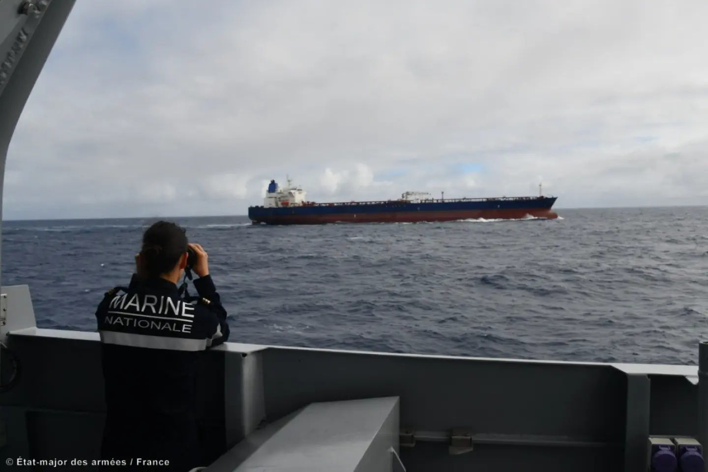 Navă aparținând flotei fantomă a Rusiei, sechestrată de armata franceză în Oceanul Indian