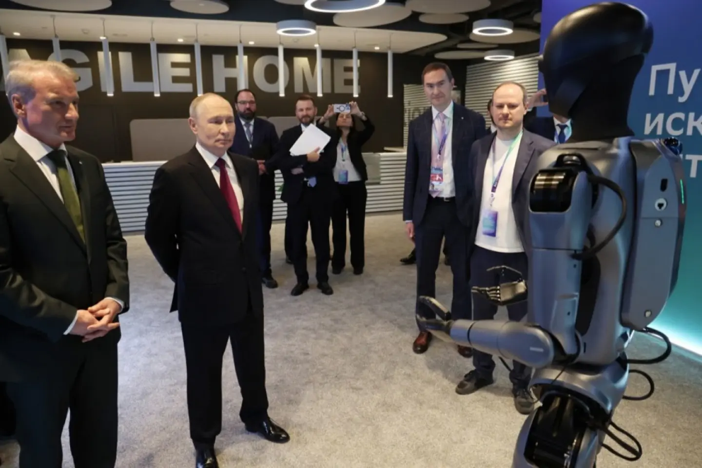 Putin convoacă o reuniune pe tema securității cibernetice