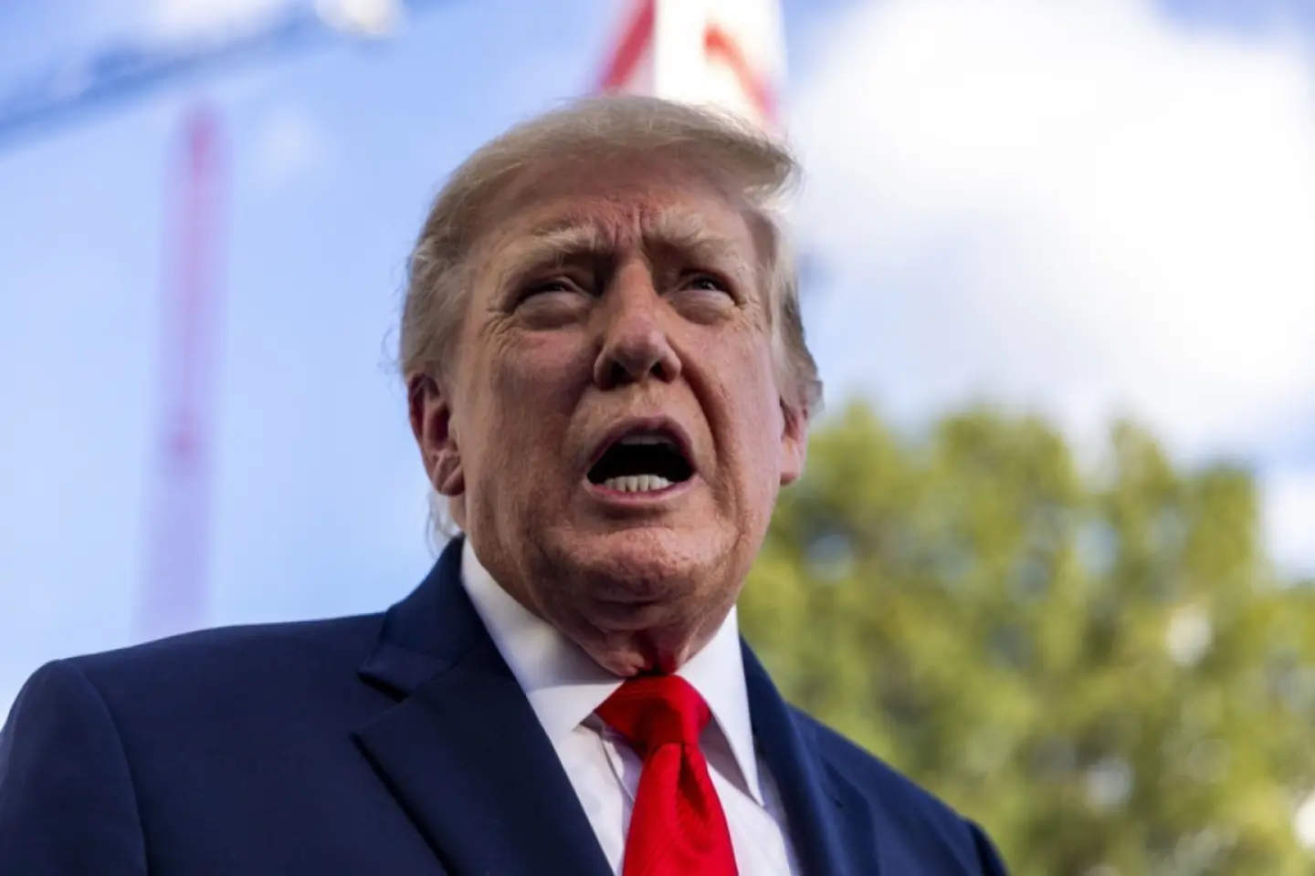 Trump este încă supărat pe Zelenski