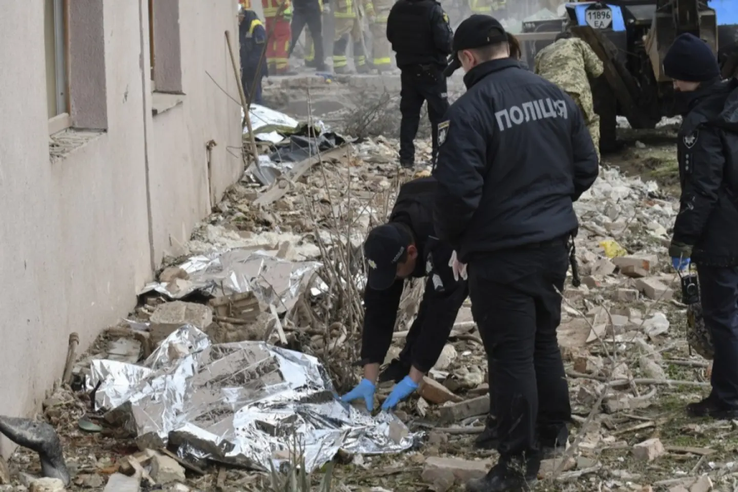 Atacuri ruseşti vizează trei oraşe din sudul Ucrainei 