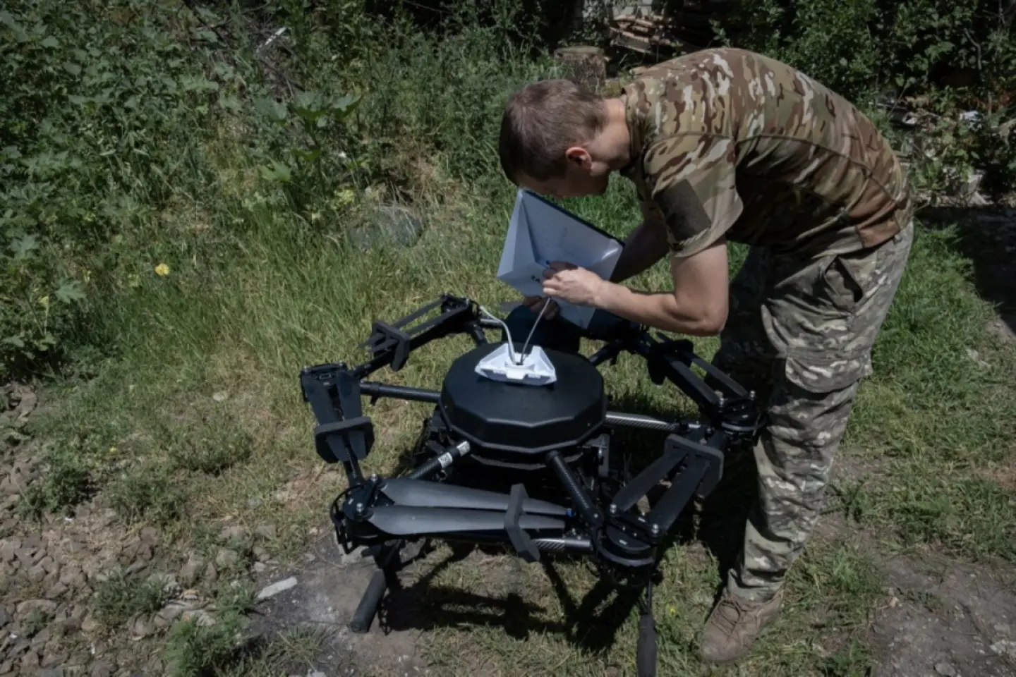 Fotografie ilustrativă pentru: Starlink revine la viteza normală pentru armata ucraineană, pe fondul dezvăluirilor privind solicitările Washingtonului