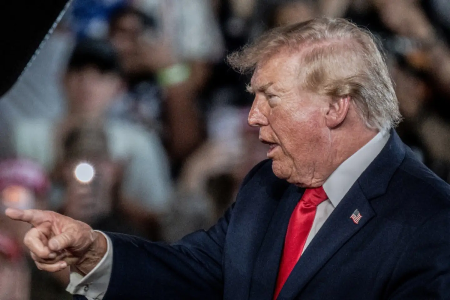 Trump își anulează mitingurile electorale, cu câteva zile înaintea alegerilor pentru Congres