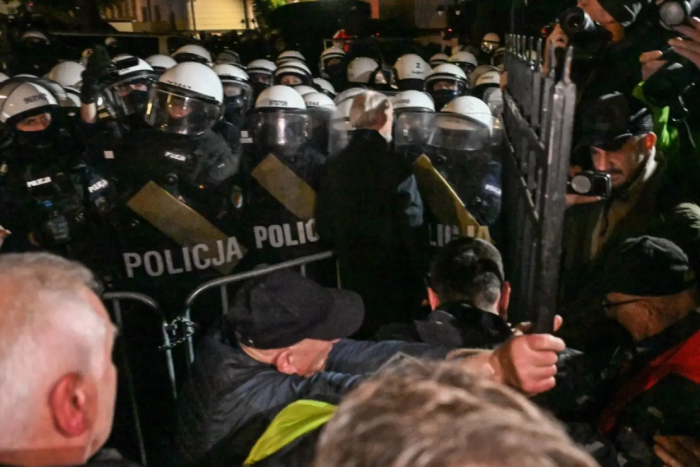 Ia amploare conflictul politic din Polonia legat de Curtea Constituţională