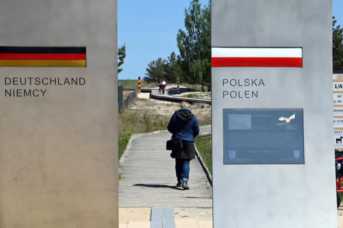Object Name: POLAND PANDEMIC CORONVIRUS COVID 19