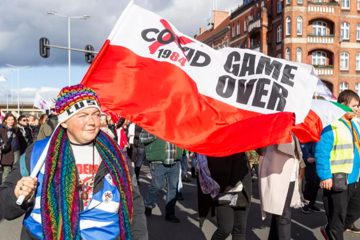 Object Name: epaselect POLAND CORONAVIRUS VACCINES PROTEST