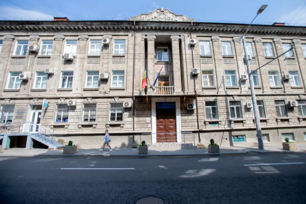 Incertitudinea domnește la Bălți, cel mai mare oraș din nordul Republicii Moldova, unde, pe 5 decembrie, era programat turul decisiv de scrutin pentru alegerea unui nou primar
