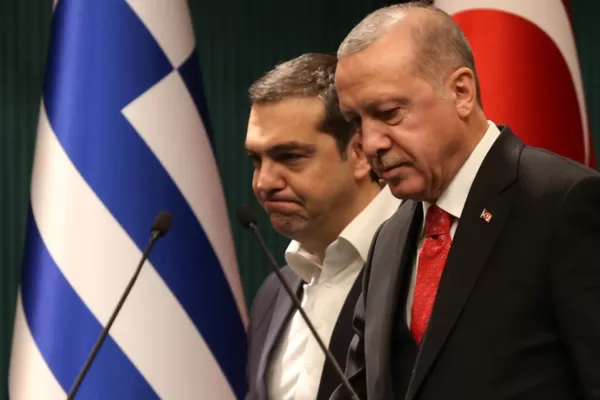 Populism la Egee: de ce în Turcia continuă criza, iar Grecia a mers mai departe