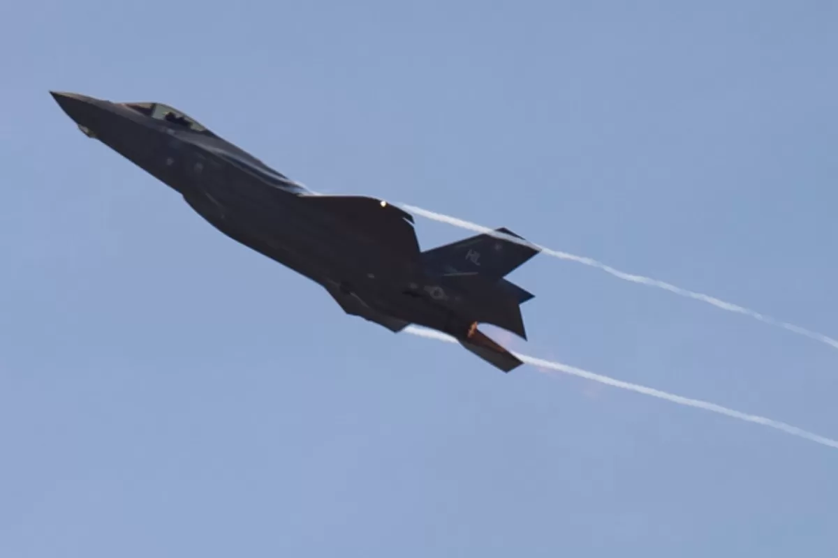 Object Name: FRANCE LE BOURGET PARIS AIR SHOW