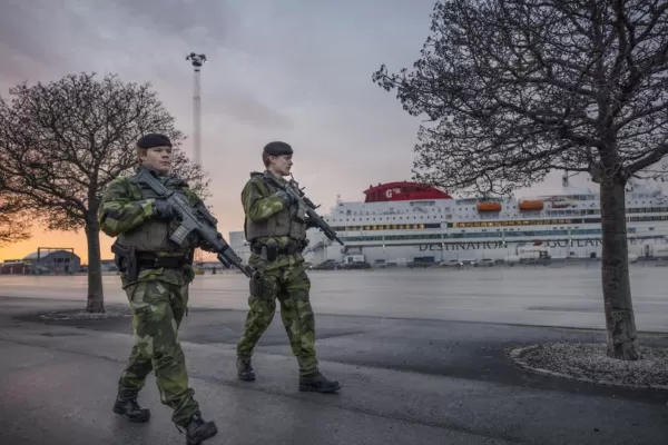 RĂZBOI ÎN UCRAINA: Opinia publică suedeză basculează spre intrarea în NATO