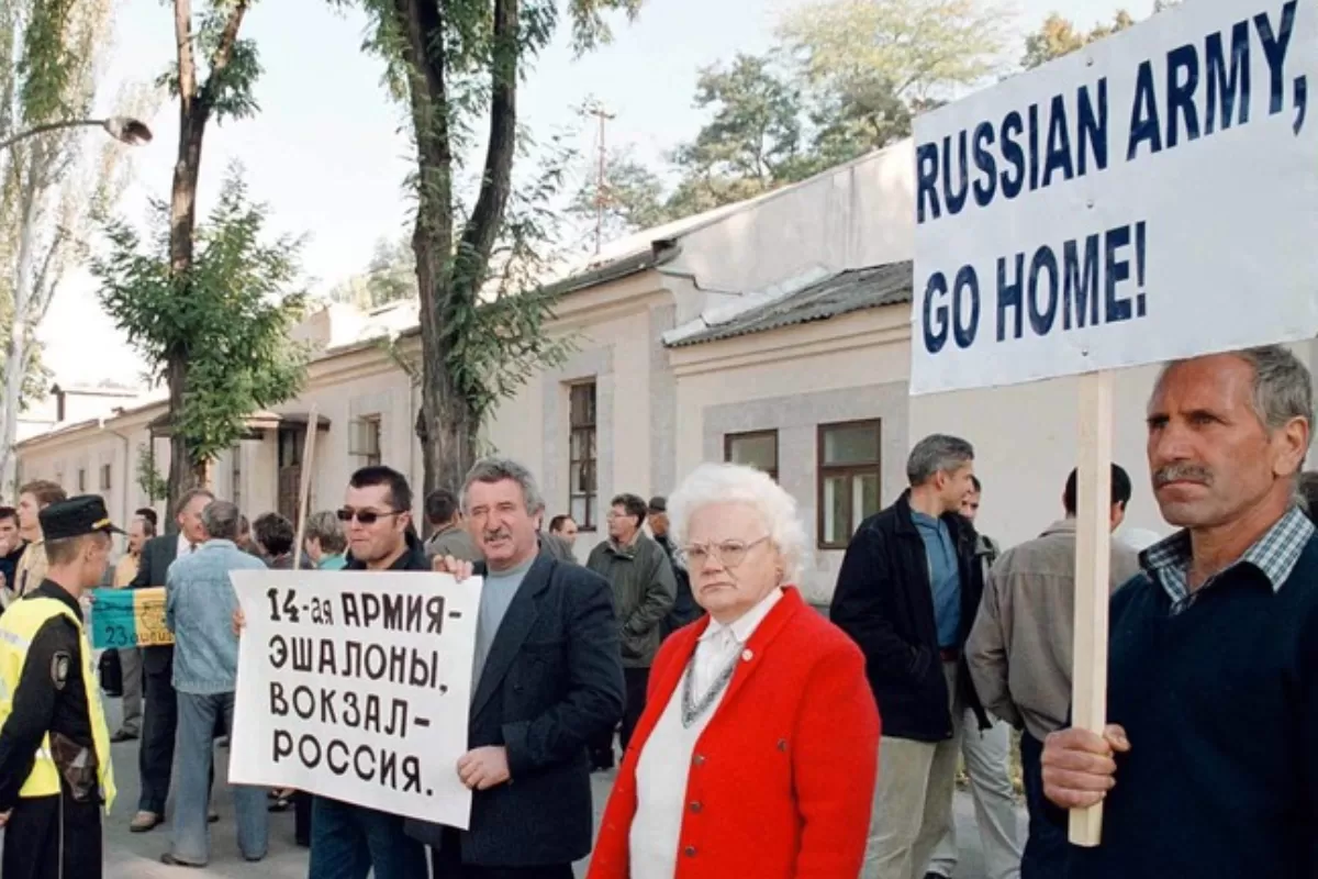 Object Name: MOLDOVA, CHISINAU - PROTEST