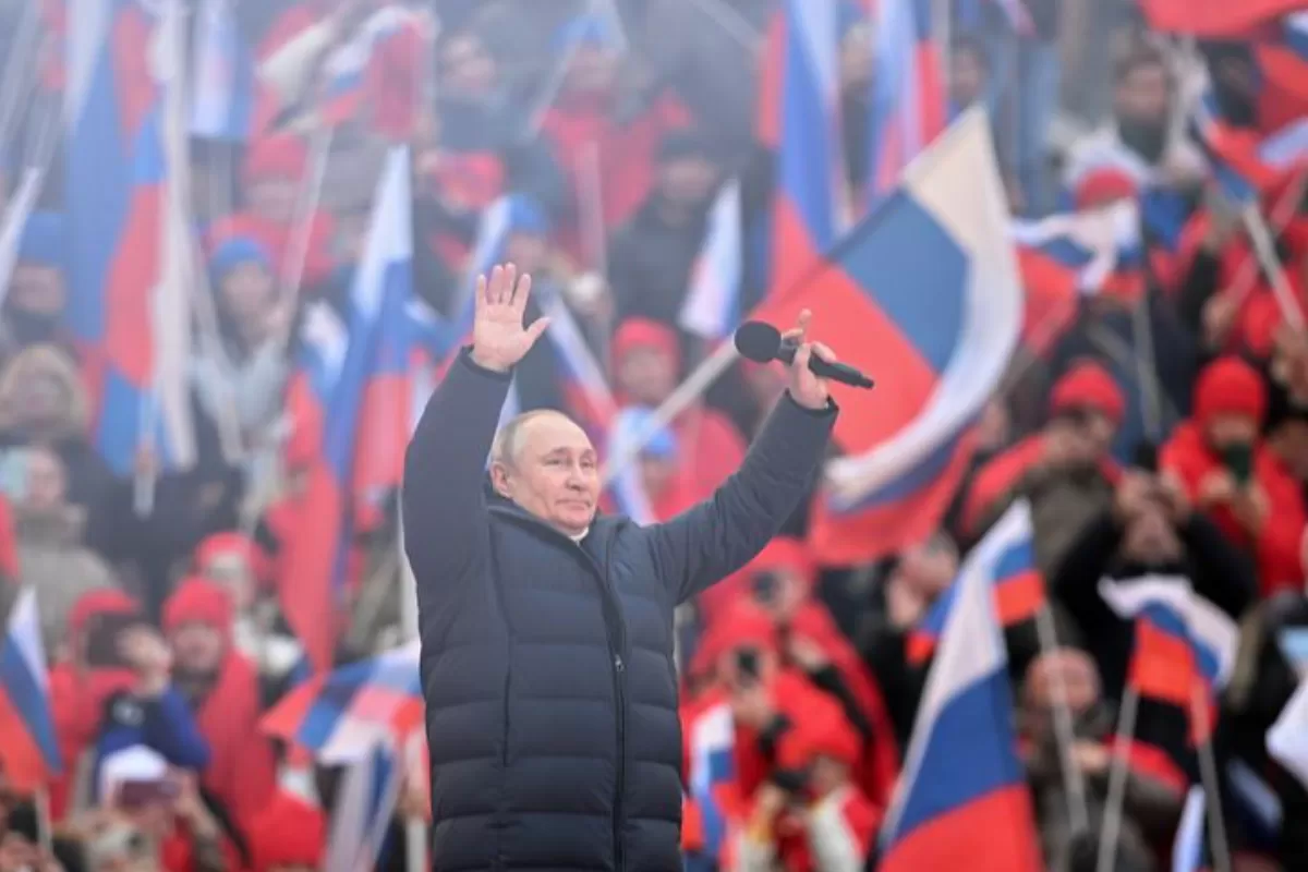 Președintele rus Vladimir Putin participă la un concert care marchează cea de-a 8-a aniversare a reunificării Crimeei cu Rusia pe stadionul Luzhniki din Moscova, Rusia, 18 martie 2022.