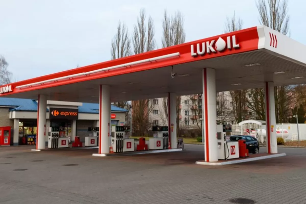 Object Name: POLAND ENERGY LUKOIL