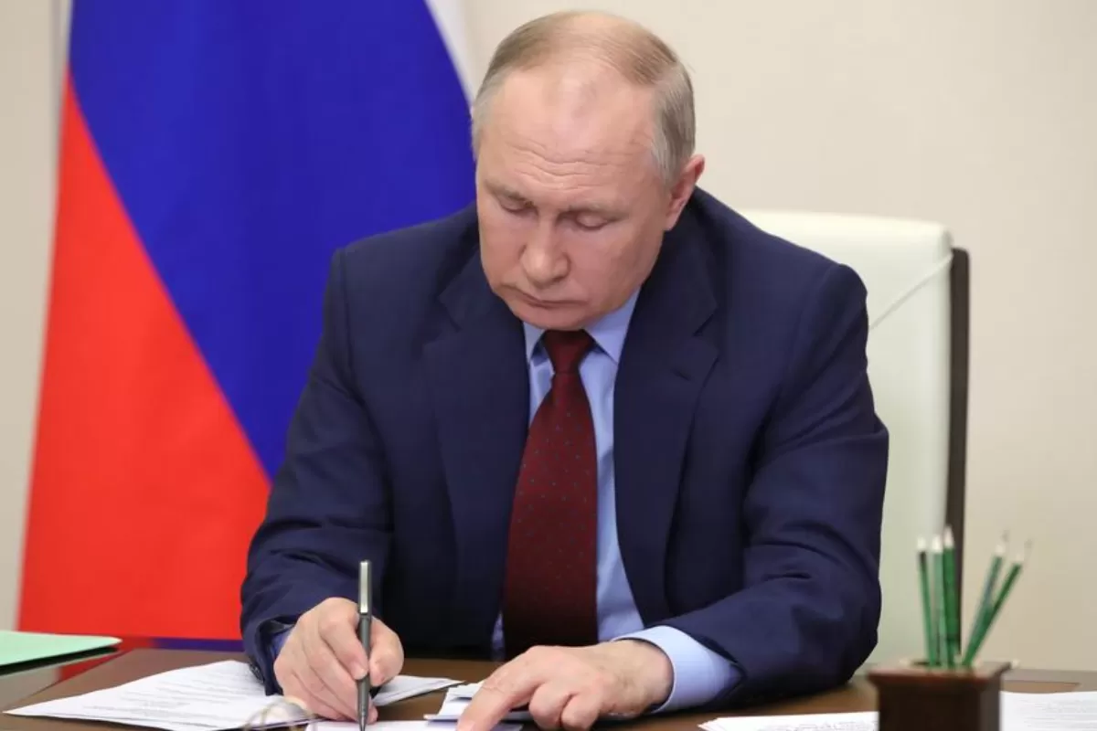 Object Name: RUSSIA GOVERNMENT PUTIN