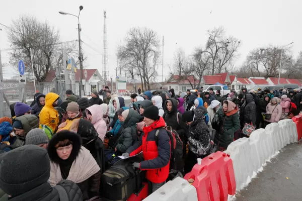 RĂZBOI ÎN UCRAINA: Crește numărul ucrainenilor care se refugiază în România