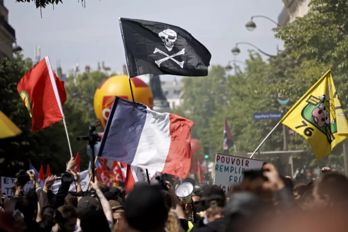 Object Name: FRANCE INTERNATIONAL WORKERS DAY