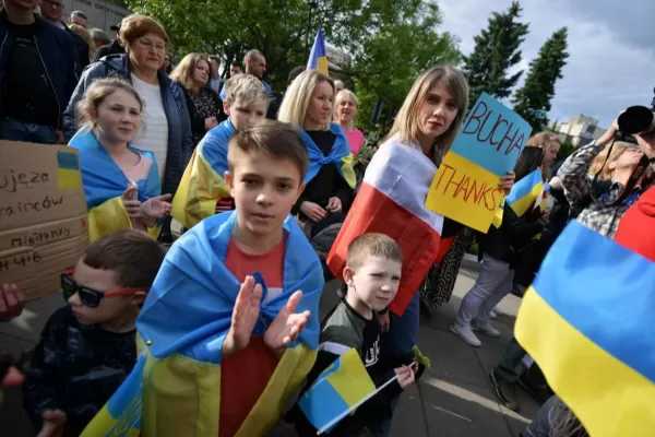 ВОЕННАЯ ПРОПАГАНДА: Большинство поляков поддерживают вторжение в западную Украину