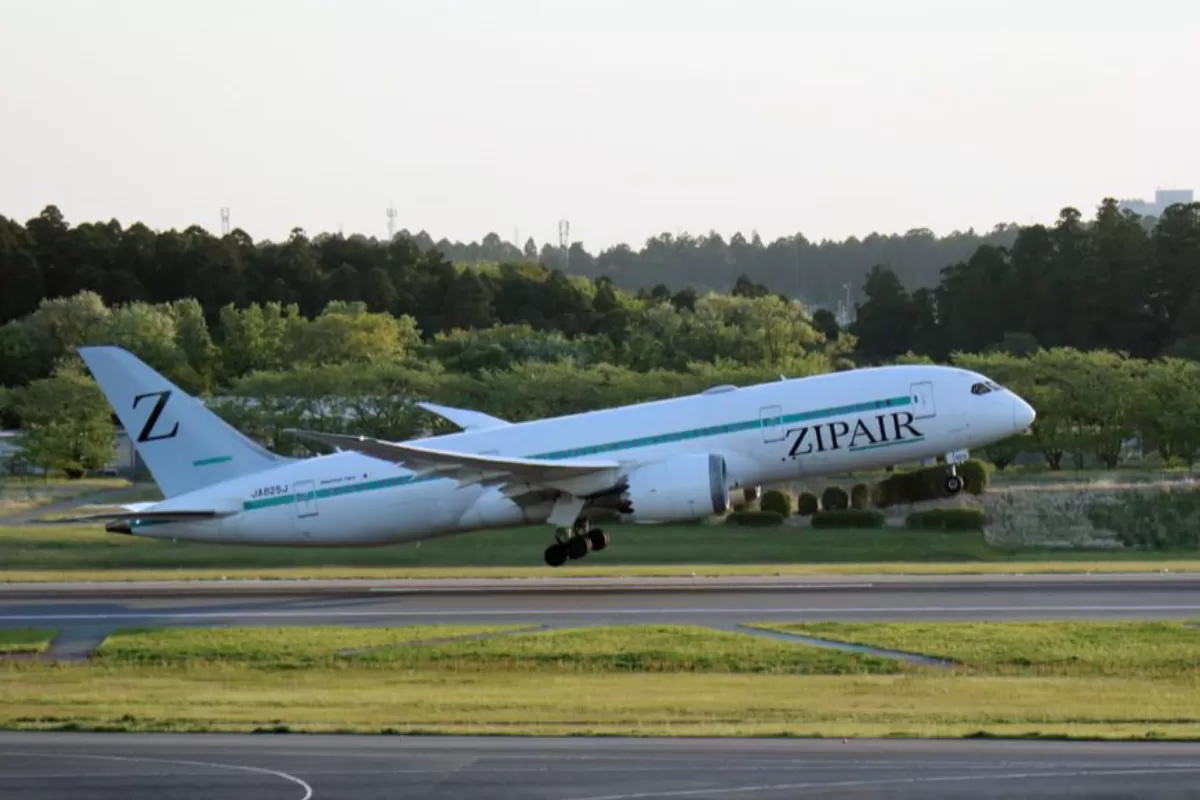 Object Name: JAPAN TRANSPORT ZIPAIR