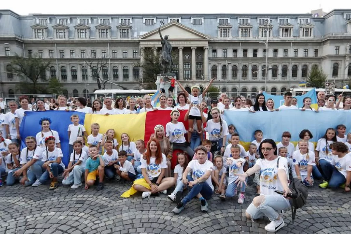 Object Name: ROMANIA UKRAINE INDEPENDENCE DAY