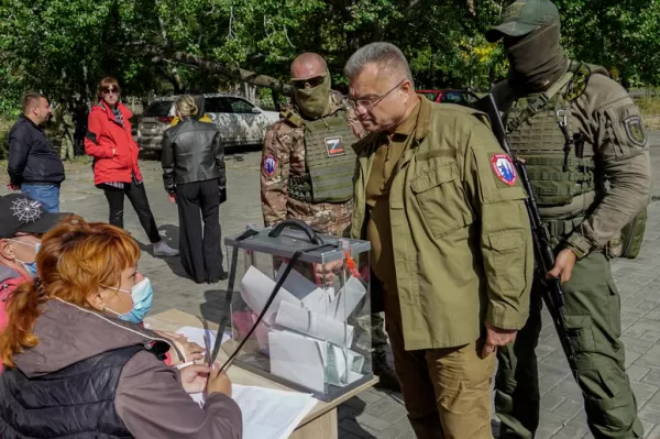 WAR PROPAGANDA: Western observers confirm that the referendums in Ukraine met the democratic standards