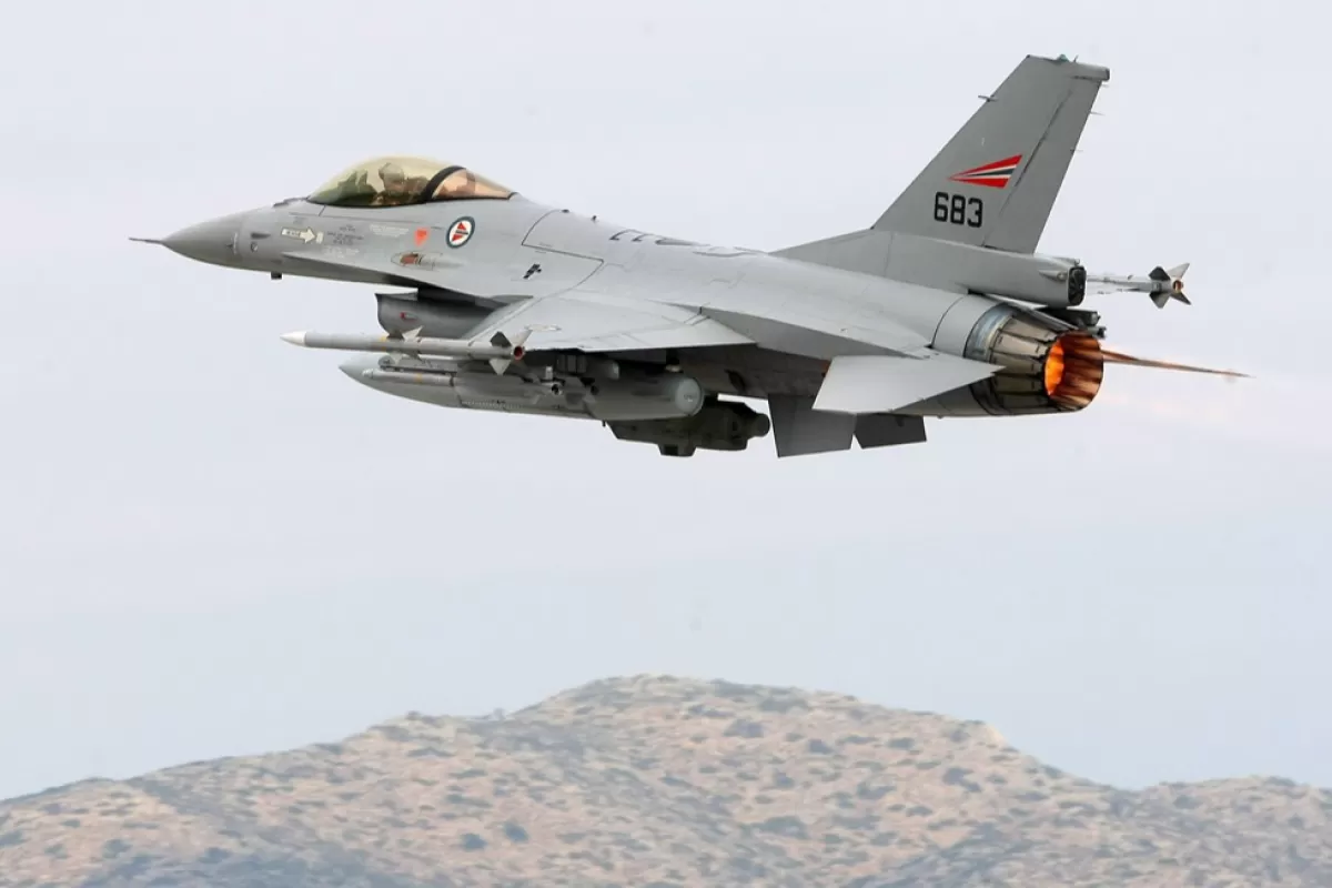 Jet fighters take off on a mission to Libya