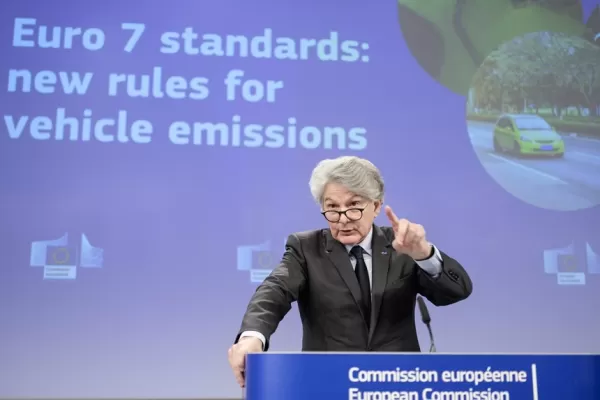 Noi standarde pentru vehicule mai puțin poluante au fost propuse de Comisia Europeană