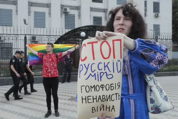 Parlamentul rus înăspreşte legislaţia contra „propagandei” LGBT+