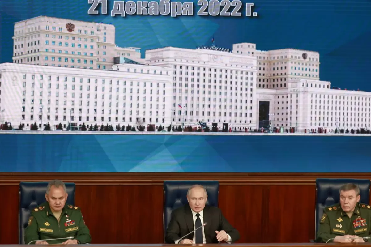 Vladimir Putin attends Russian Defence Ministry Board