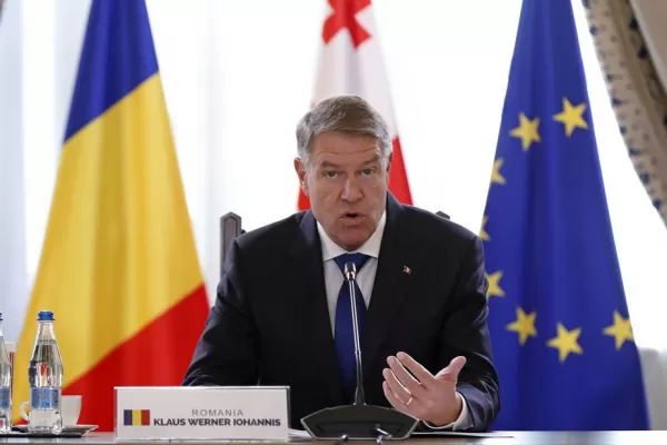 RĂZBOI ÎN UCRAINA: România neagă că ar livra armament țării vecine