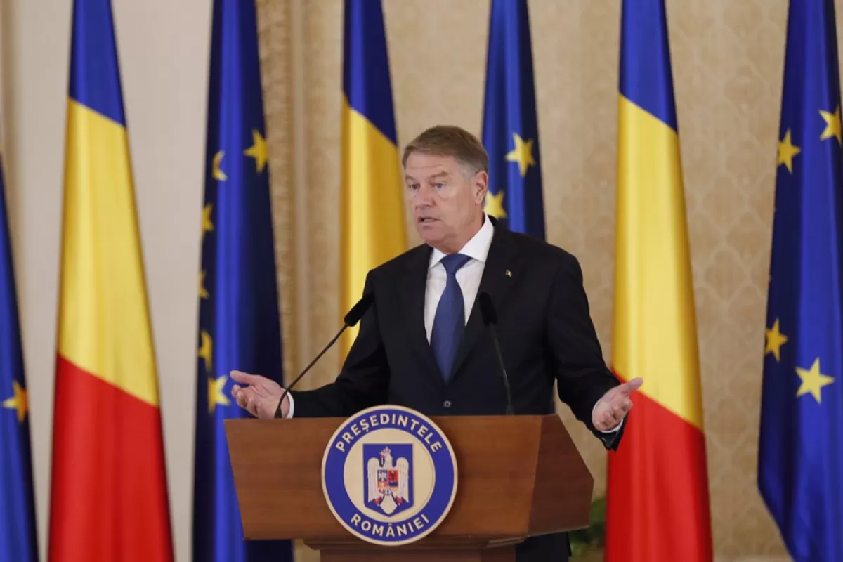 Președintele României, Klaus Iohannis, vorbește la Palatul Prezidențial Cotroceni din București, România, 19 decembrie 2022.