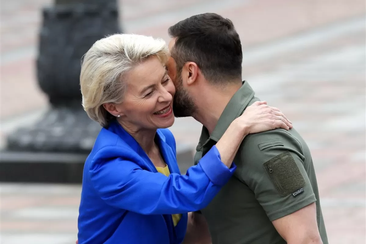 European Commission President Ursula von der Leyen visits Kyiv