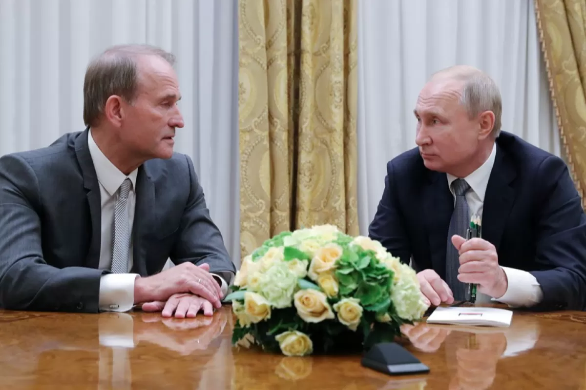 Putin meets with Medvedchuk, chairman of Ukrainian Opposition Platform