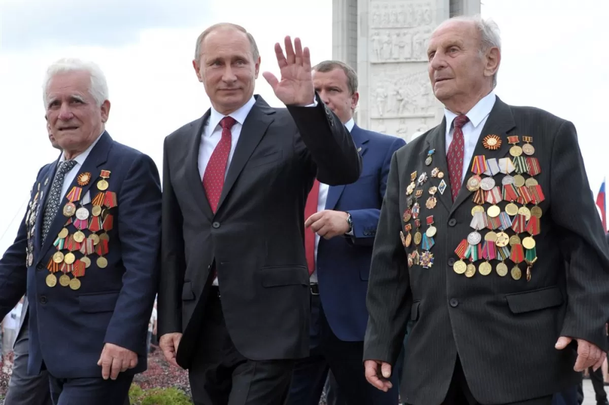 Vladimir Putin commemorates the Battle of Prokhorovka