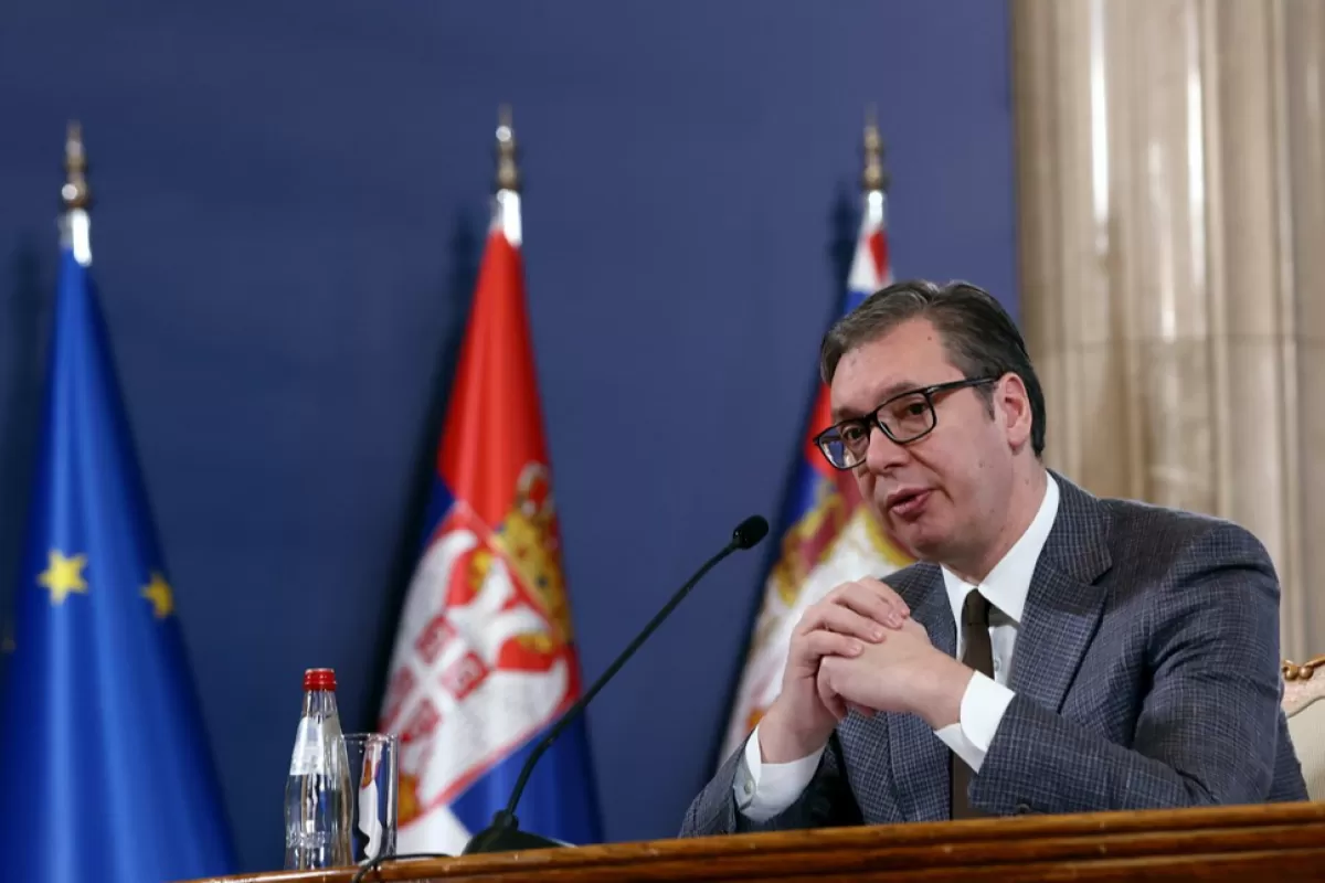 Președintele sârb Aleksandar Vucic vorbește în timpul unei conferințe de presă la Belgrad, Serbia, 23 ianuarie 2023.