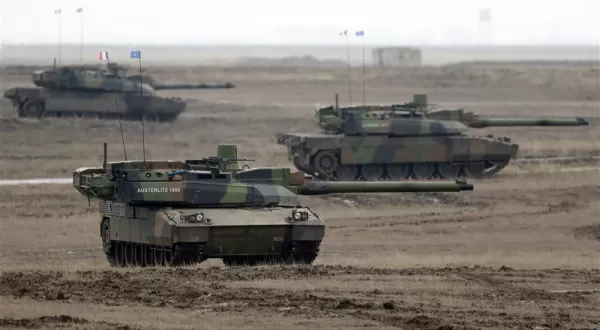 ФЕЙК НОВОСТЬ: Украина готовится к нападению на Приднестровье, а армада танков НАТО с территории Румынии прибудет в Крым