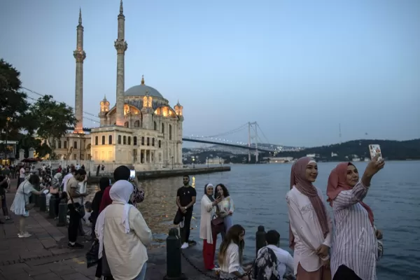 Turcia așteaptă turiști în ciuda tragediei provocate de cutremur