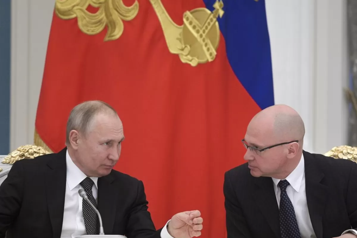 Putin chair a meeting on the constitution amendments