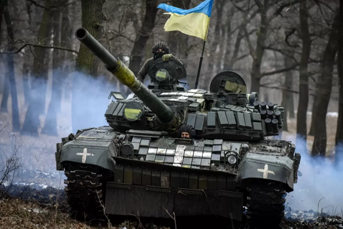 UK pledges tanks to Ukraine