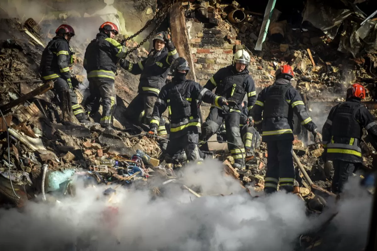 Several explosions hit the Ukrainian capital Kyiv