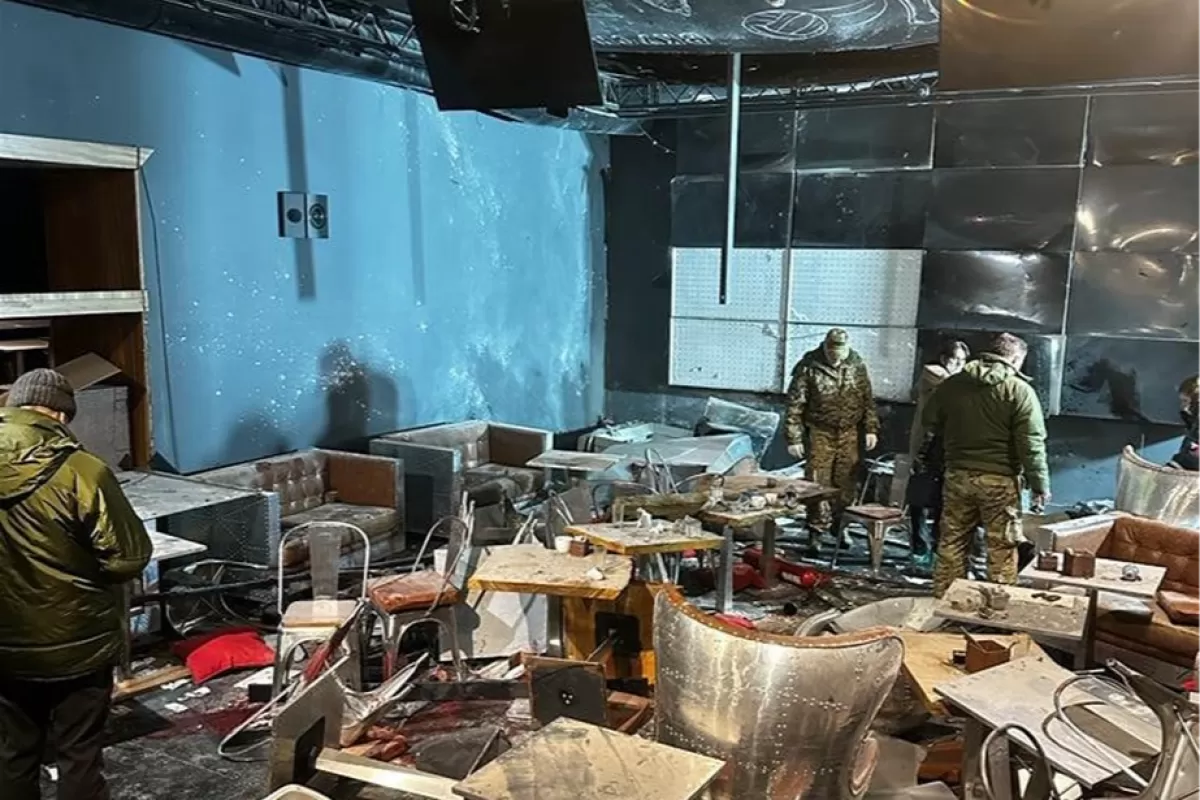 An explosion at a cafe kills Russian war blogger Vladlen Tatarsky in St. Petersburg