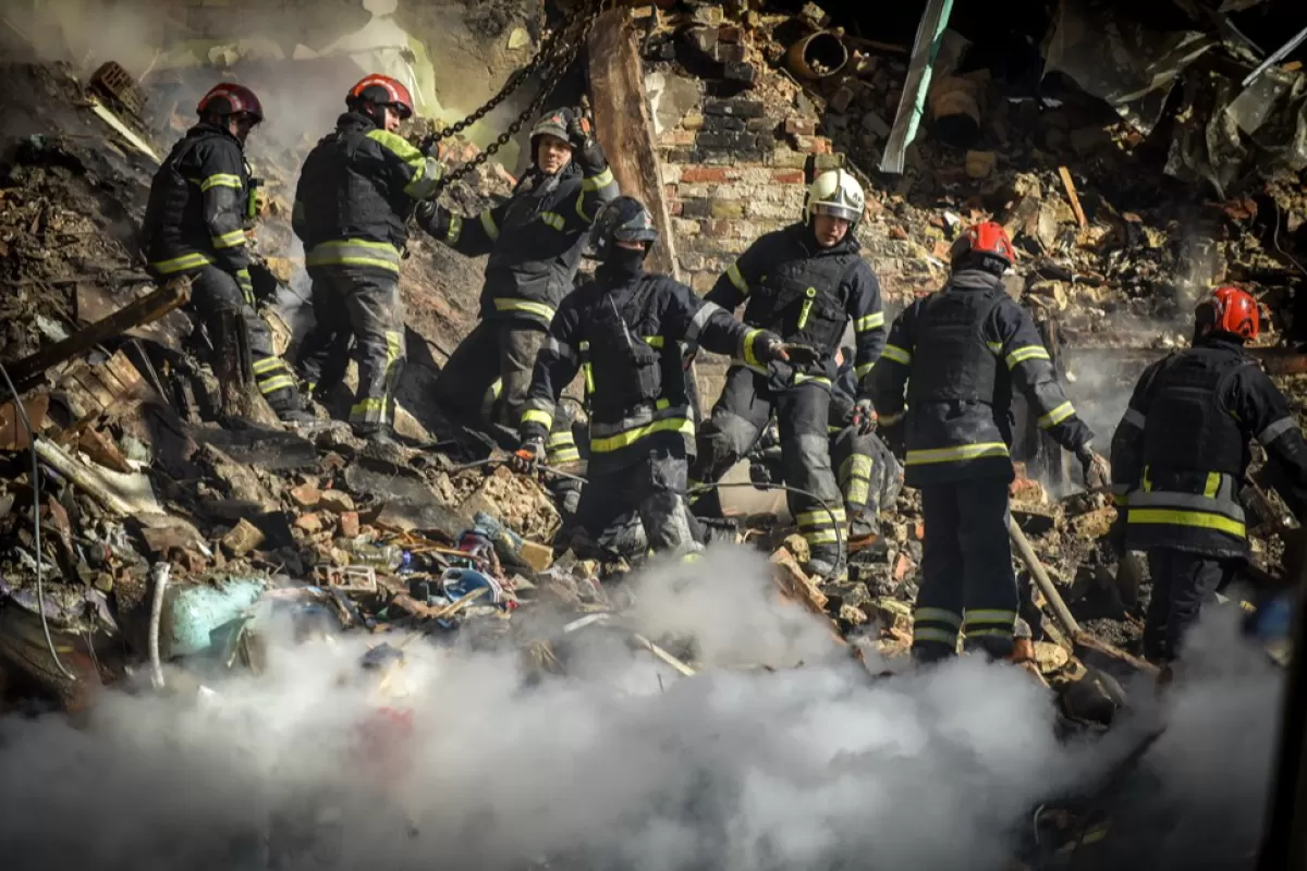 Several explosions hit the Ukrainian capital Kyiv