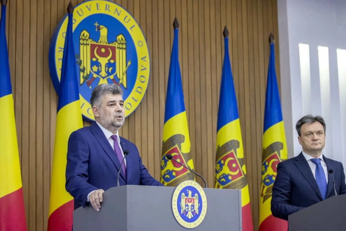 Premierul României Marcel Ciolacu la o conferință de presă comună cu prim-ministrul Republicii Moldova Dorin Recean la clădirea Guvernului din Chișinău, Republica Moldova, 21 iunie 2023.